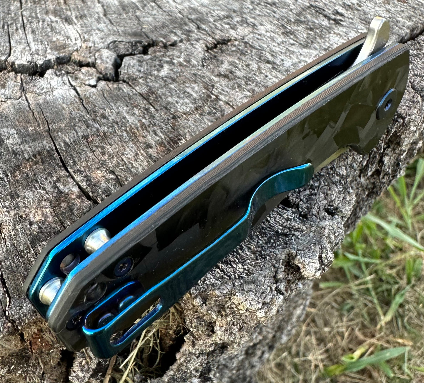 DFF-002 Forged Marble Carbonfiber Folding Knife